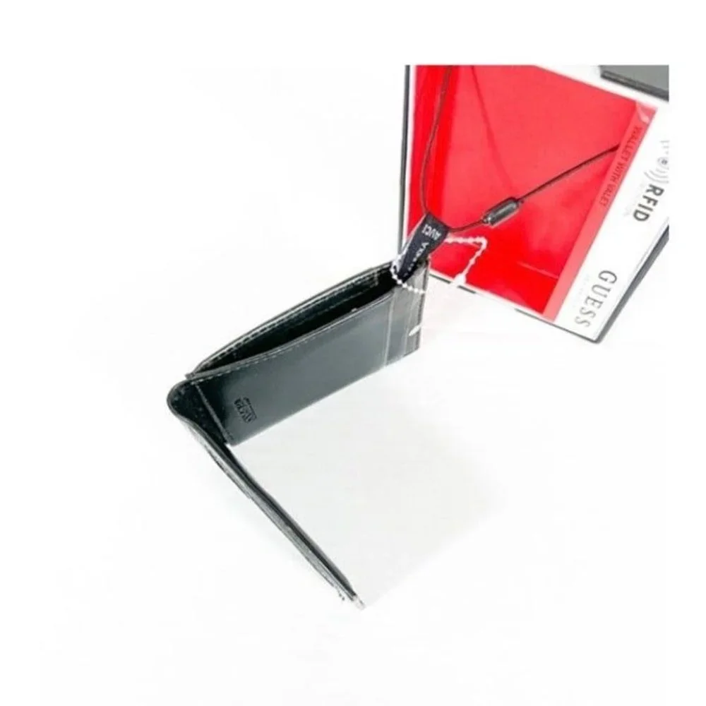 Guess RFID Leather Magnetic Cards case